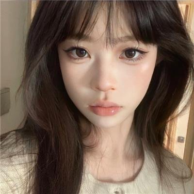 葛洛莉亚·贝尔